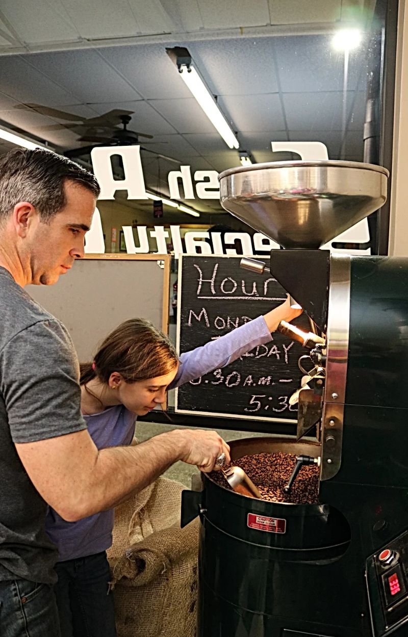 roasting-a-batch-of-wholesale-coffee-beans